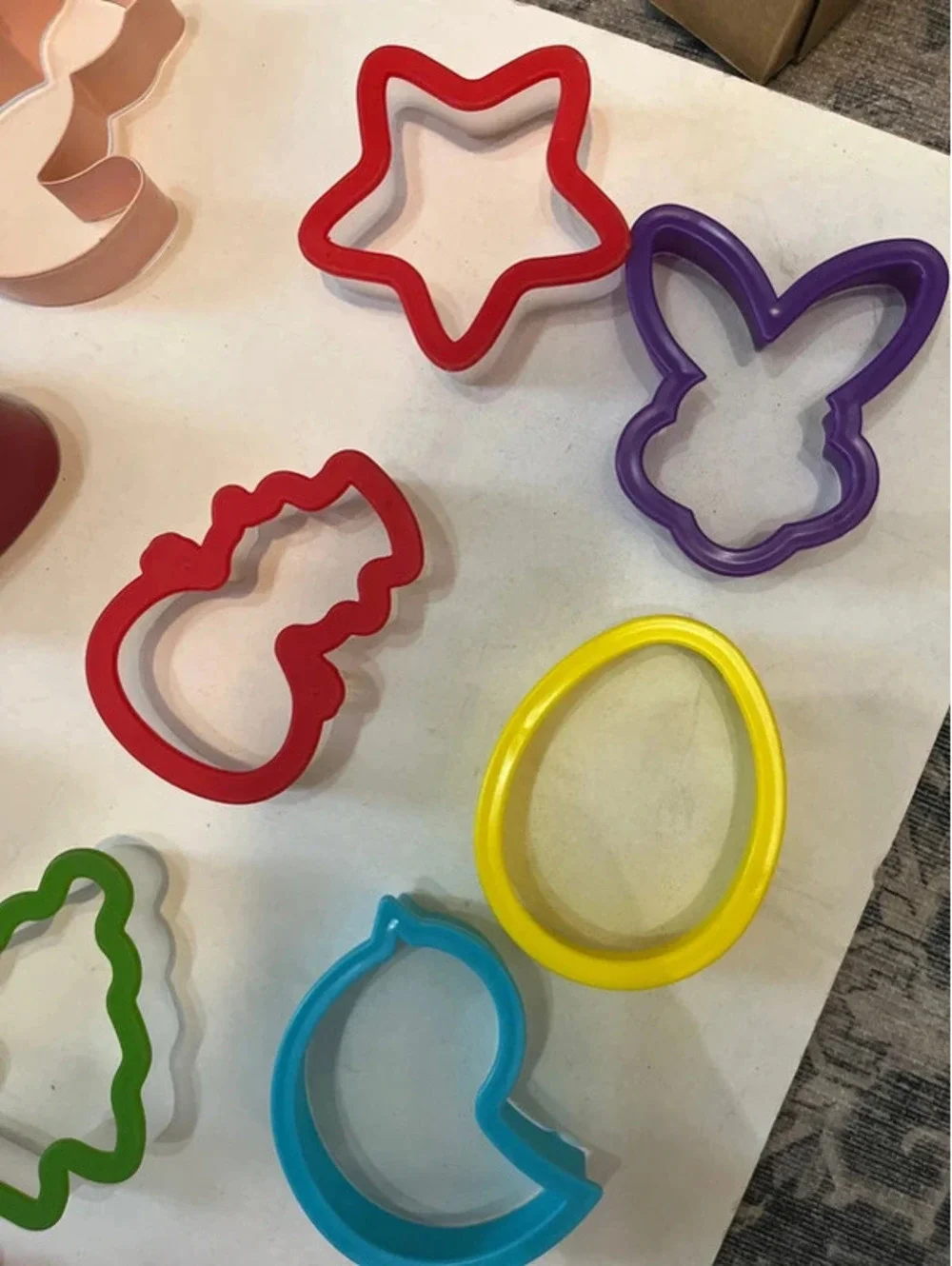 Lots of cookie cutters easter Christmas animals